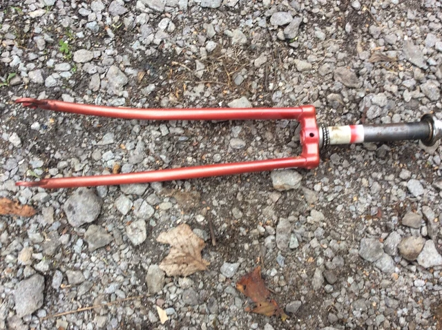 Fourche Touring 700c | 1″ | Chrome | Avec œillets pour garde-boue