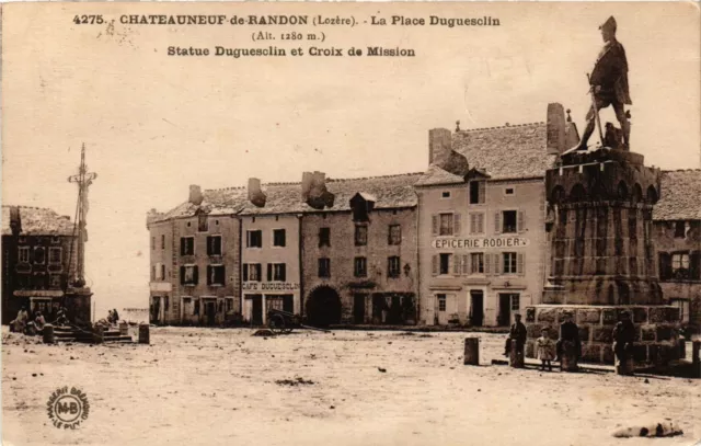 CPA CHATEAUNEUF-de-RANDON - La Place Duguesclin (638260)