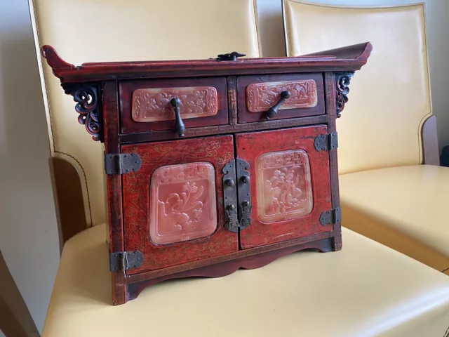 Chinese Antique Jewelry Box