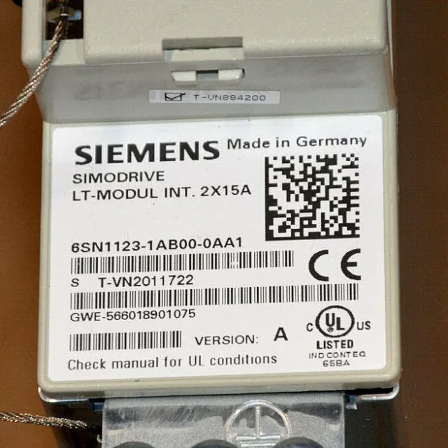 SIEMENS 6SN1123-1AB00-0AA1 Version: A Simodrive LT-Modul INT. 2x15A 2