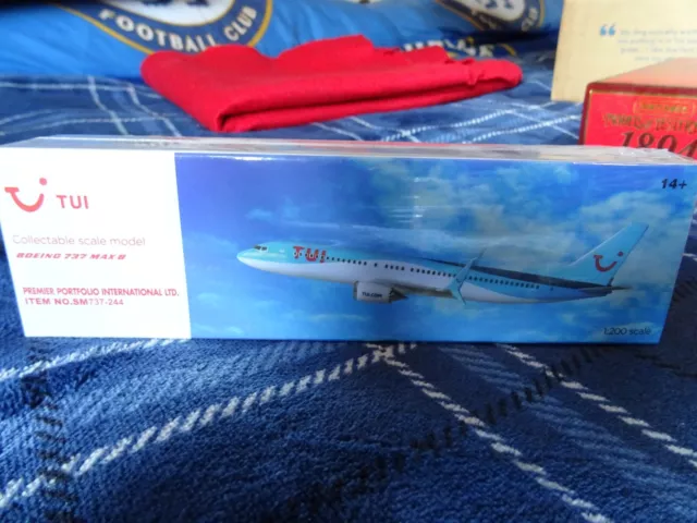 tui model plane boeing 737 max 8