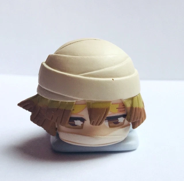 Demon Slayer Kimetsu no Yaiba ZENITSU AGATSUMA Futon Mini Figure Anime Onemutan