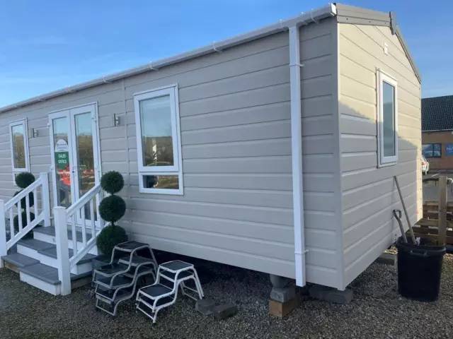 Static Holiday Home For Sale Off Site Day House / Home Office