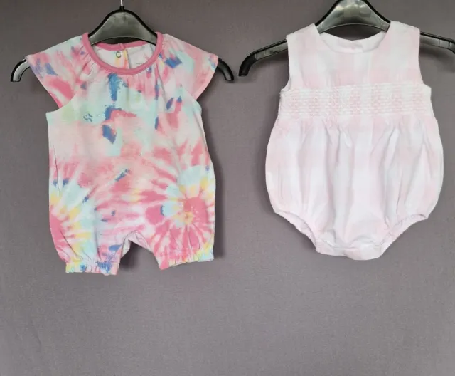 Pacchetto vestiti estivi per bambine età neonato. Condizioni perfette.