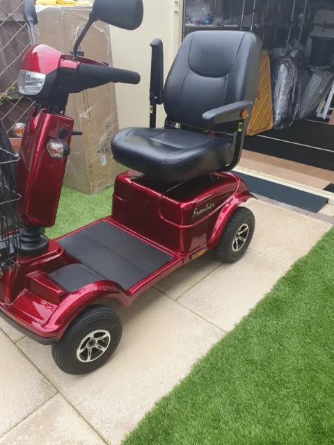 Rascal Frontier mobility scooter 8 mph barely used