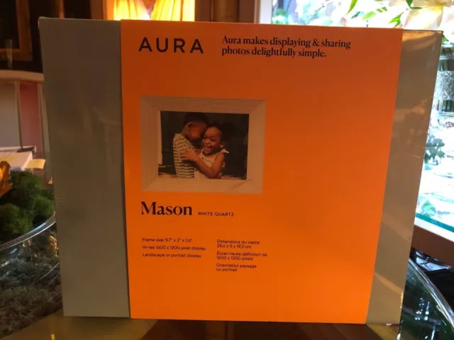 Marco de fotos digital AURA Mason 9,7 pulgadas - cuarzo blanco NUEVO en caja $199