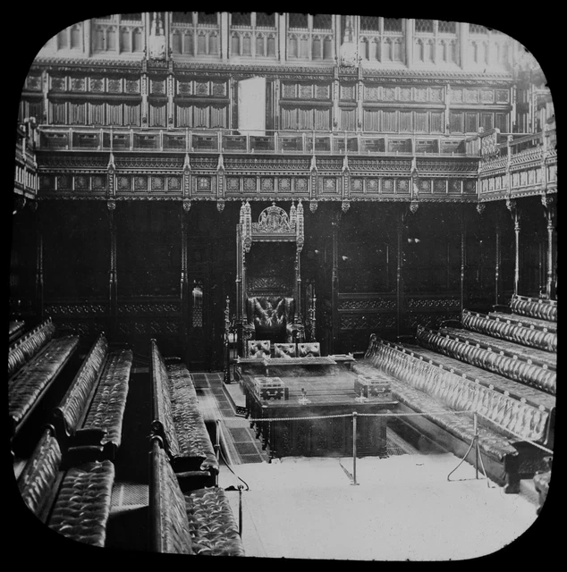 HOUSE OF COMMONS INTERIOR LONDON C1890 OLD VICTORIAN PHOTO Magic Lantern Slide