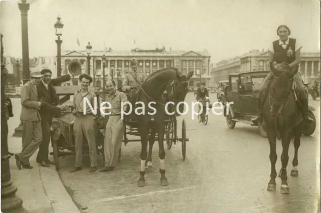 PARIS 1931 place de la Concorde Globe-trotters voyageurs