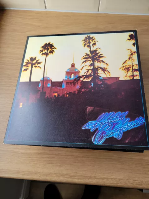 The Eagles Hotel California. (Vinyl LP, Album 1976, Asylum). Includes Poster VG