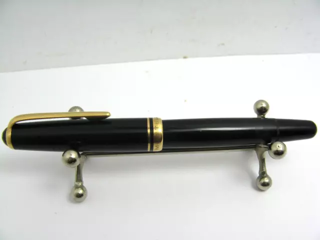 Vintage  Montblanc  252  Füller  fountain pen 585 Gold Feder