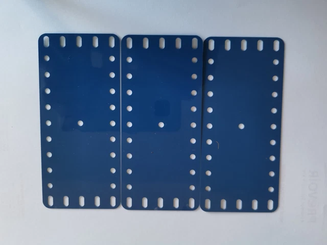 MECCANO Vintage : 80 Pièces De Construction Dont 17 Longrines N°98 Bleues Et Or - Jeu De Métal Français