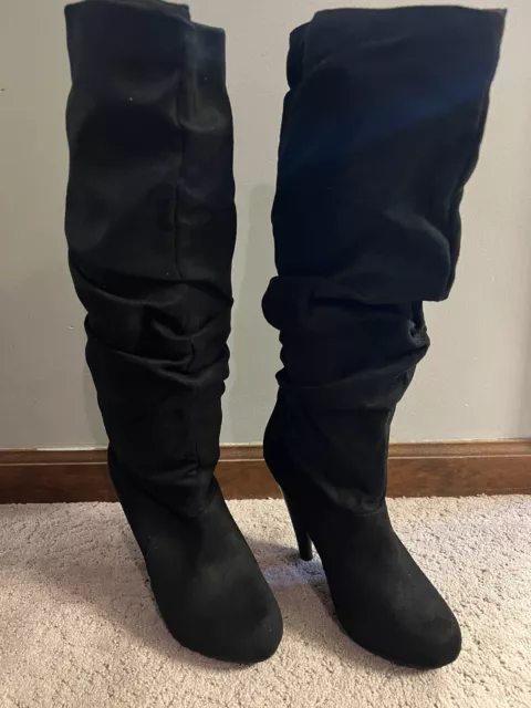 Women’s Size 8 Michael Antonio Black Faux Suede Boots EUC!!