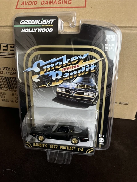 Miniatura Carro Pontiac Firebird T/A (1977) - Black Bandit - Série 9 Miniatura Carro Pontiac Firebird T/A (1977) - Black Bandit - Série 9