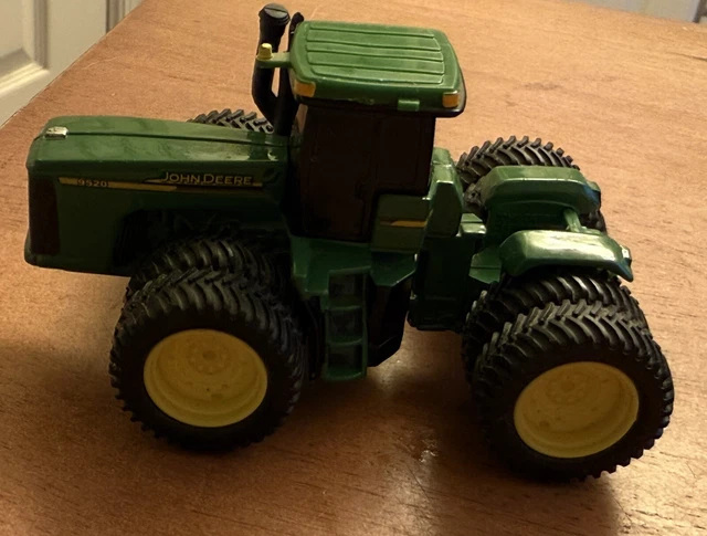 ERTL 1:16 John Deere 7020 4WD – Tractor PrecisionKey Series 7 – Occasion