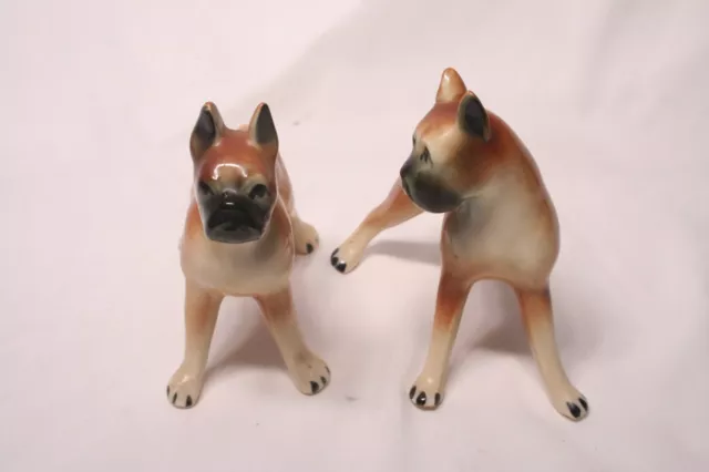 Vintage Pair of Ceramic/Porcelain Boxer Dog Figurines in great shape 4.5" tall 3