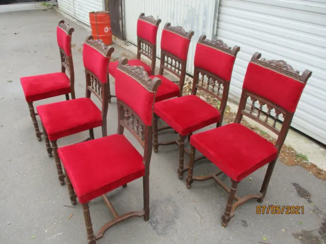 7 antike Stühle / um 1900 / rot gepolstert