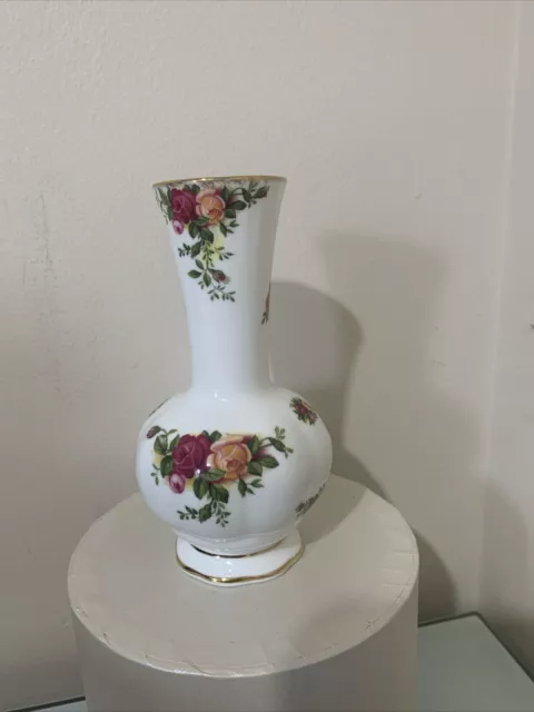 Royal Albert Bone China,  Old Country Roses Vase, No55 (c)