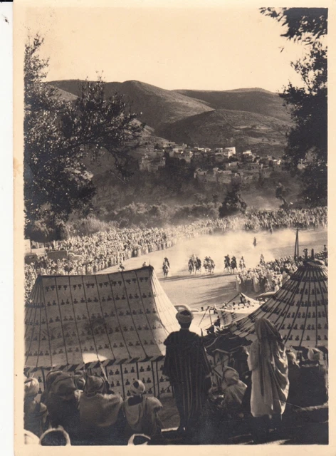 Carte postale ancienne MAROC MOROCCO fantasia à Moulay-Idriss