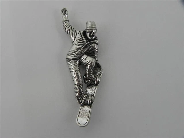 Snowboarder Pin de Solapa Esquiador Deportes Invierno Hobby Pin Agujón Nuevo