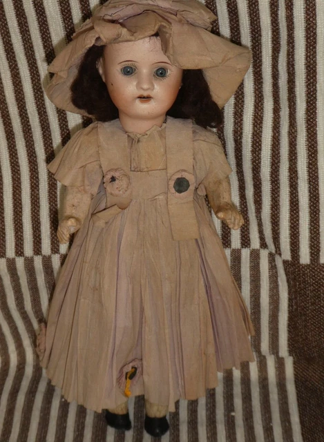 ANCIENNE POUPEE TETE porcelaine France 9 avec defaut epoque Jumeau +ou
