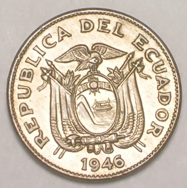 1946 Ecuador Ecuadoran 20 Centavos Arms Coin XF