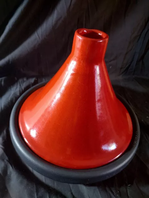 Le Creuset TAGINE Cast Iron/Red Stoneware Enameled Top 1.5Q 1.41L Le Creuset TAGINE Cast Iron/Red Stoneware Enameled Top 1.5Q 1.41L