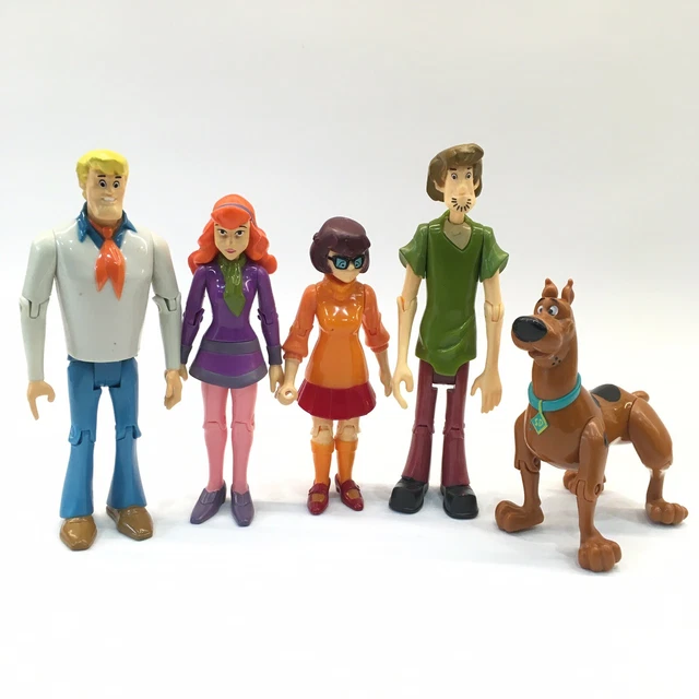 Character Options Scooby Doo Glow In The Dark Mystery Machine and Crew