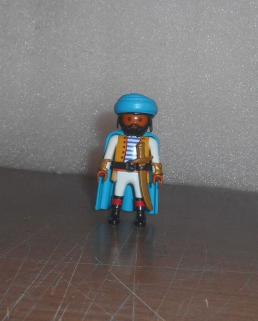 Figurine Playmobil Guerrier Sarrasin Rouge – Série Chevaliers, Pirates – Personnalisée Ou D'origine – Occasion En Bon état