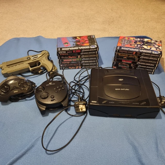 SEGA SATURN CONSOLE Bundle PAL With 14 Games, 2 Controllers And Gun £ ...