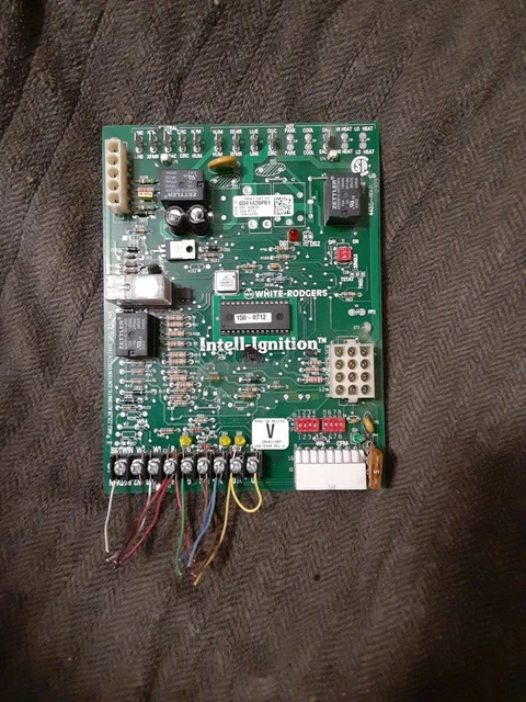 LENNOX Furnace Control Board – 50M61-495 / D341418P01 / CNT03077 – 90-Day Warranty