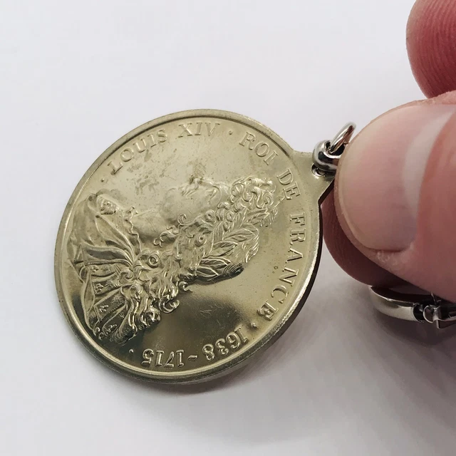 Louis 14 Th. Vintage Coin Token Keychain Roi De France Chateau De Versailles