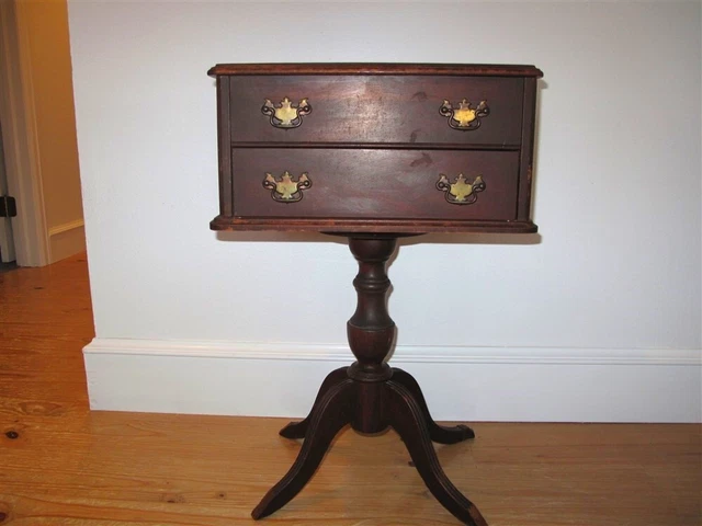 Vintage Duncan Phyfe Sewing Stand/Table W/Spool Insert