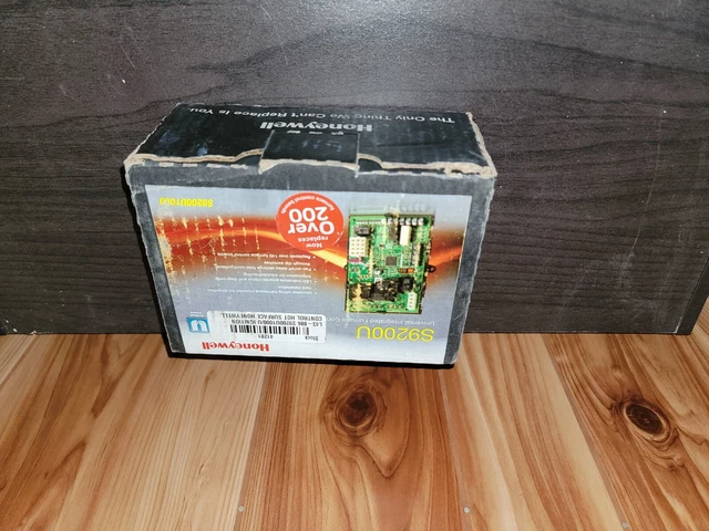 (640) Honeywell S9200U1000 Universal Furnace Control HSI Integrated