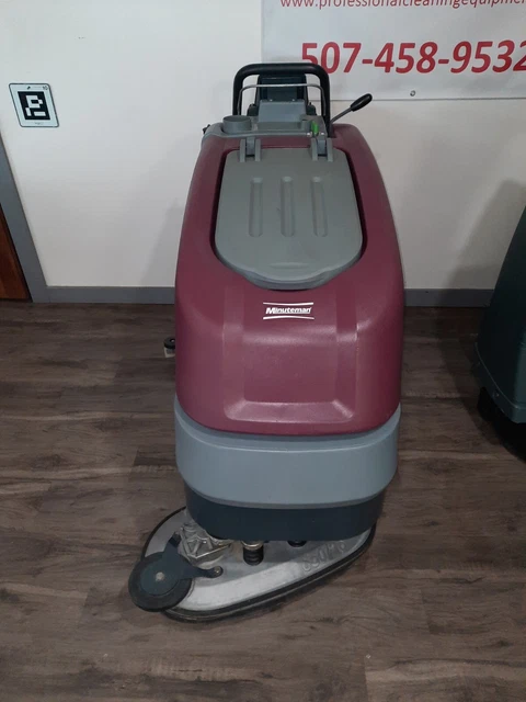 Minuteman E26 Floor Scrubber ONLY 9 hours