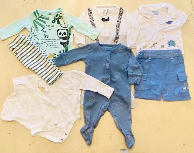Baby Boys 0-3 Months Clothing Bundle Outfits Tops & Bottoms Rompers Vests