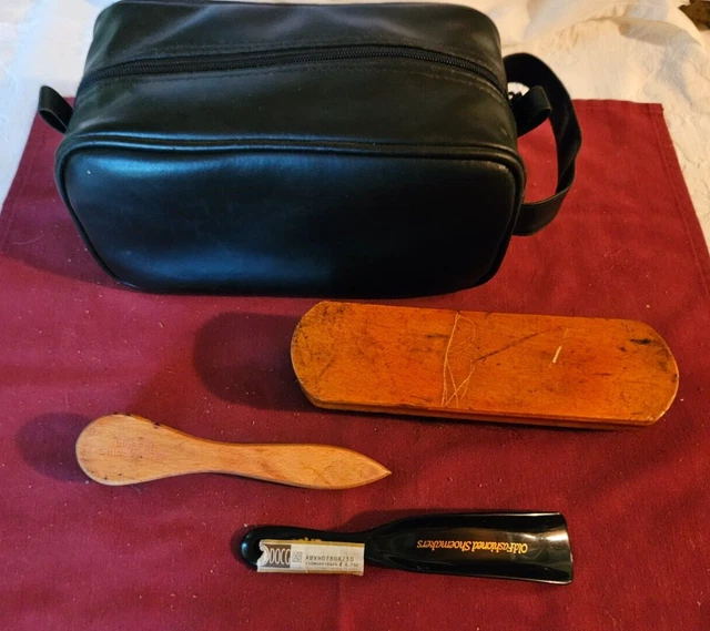 Lot of 4 Vintage Horsehair Shoe Polishing Brushes, Shoe Horn, & Shaving Bag