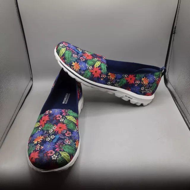 Skechers Go Walk Classic Spring Safari Slip-on Women's 9M Blue Navy Colorful A38