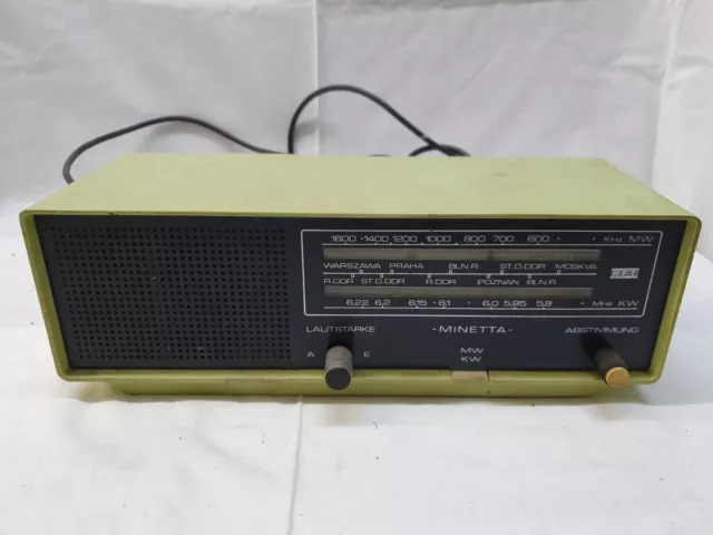 Altes DDR Radio Minetta VEB Stern Radio Sonneberg 220V
