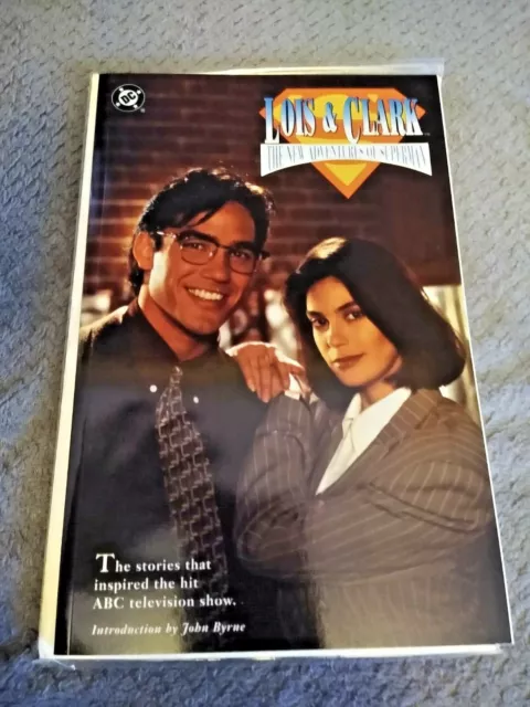 LOIS & CLARK : The New Adventures of Superman NM TPB Photo Cover - John Byrne