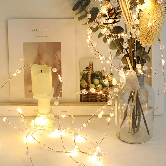 Bedroom fairy lights inspiration: fairy lights for the bedroom