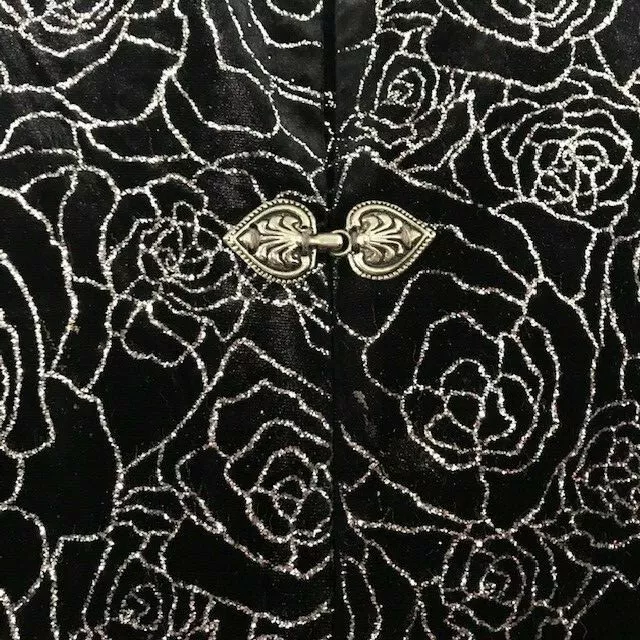 JBS Womens 2X Holiday Top Mandarin Collar Jacket Style Blk Silver Glitter Roses