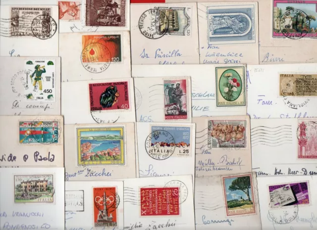 Lotto - 50 Francobolli Commemorativi Italia Isolato Su Cartolina-Storia Postale