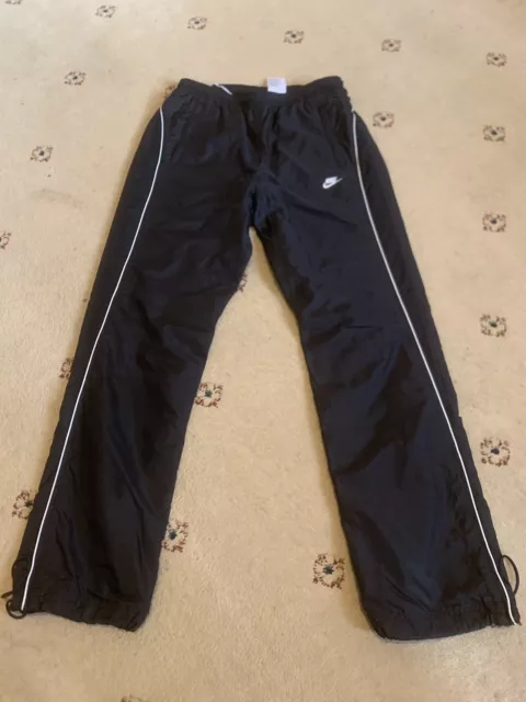 Men’s Nike Tracksuit Bottoms. Black, size M.