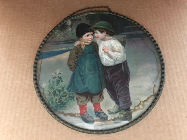 Vintage GERMANY FLUE COVER Victorian Children BOY GIRL colorful Crimped Edge #13