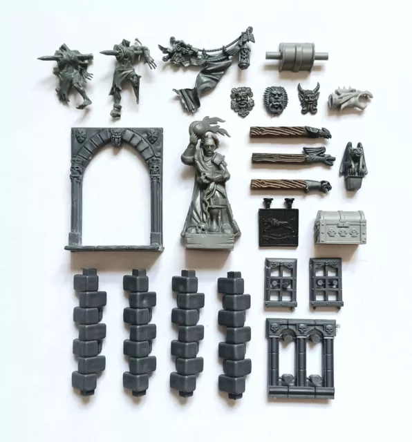 Games Workshop Warhammer Mordheim Architecture Scenery Parts Lot - Windows Sign