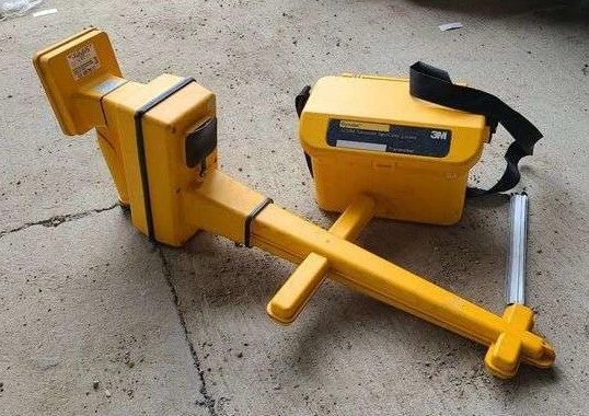 3M Dynatel  2220M Pipe and Line Locator