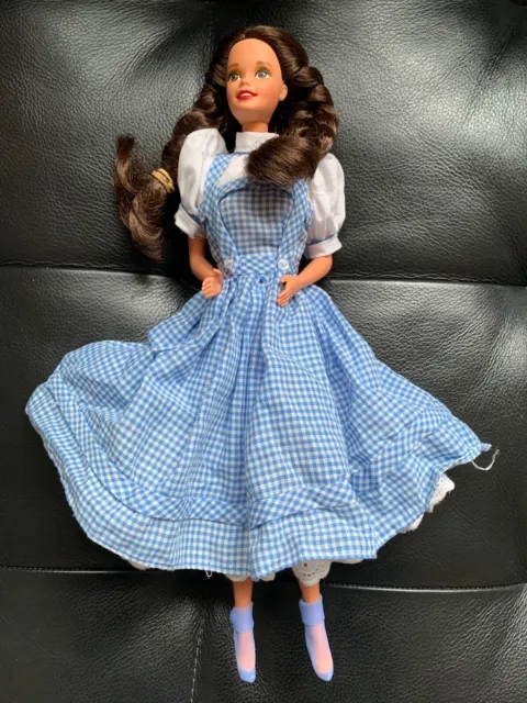 Barbie Doll As Dorothy in The Wizard Of Oz 1994 Hollywood Legends Collection