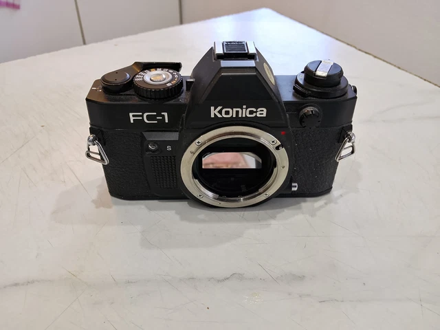 Appareil photo praktica bca electronic avec objectif prakticar auto 1:3.5-4.8 + flash + notice - Photo, audio & vidéo