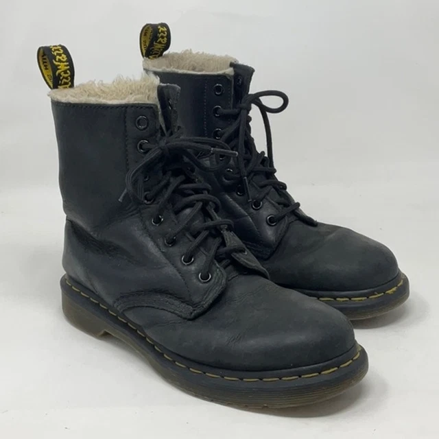 Dr. Martens Serena faux fur lined combat boots Size 8