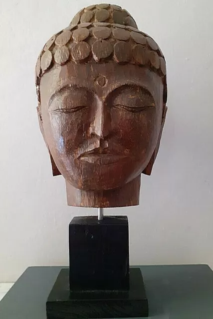 Ancienne tête en bois, Bouddha  Asie du sud est